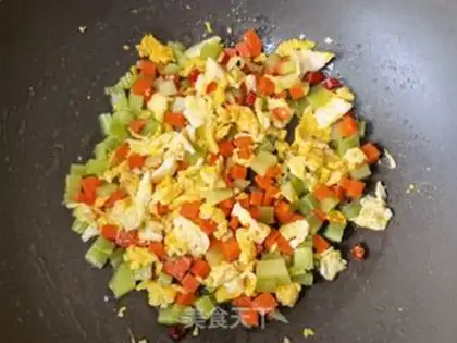 Make Carrot and egg fried rice step 6