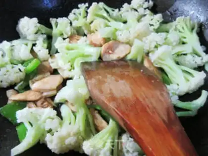 Make Chicken gravy step 9