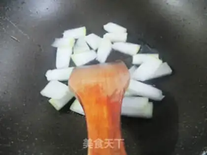 Make Shrimp-flavored casserole step 1