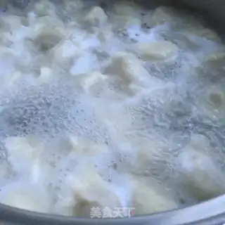 Make Sour soup dumplings step 8