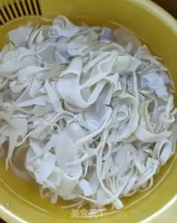 Make Five flowers to dry step 0