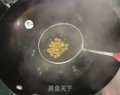 Make Red seafood salad noodles step 5