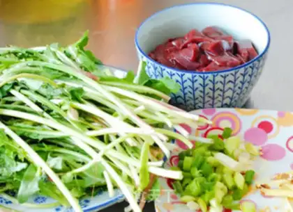 Make Pork liver soup step 0