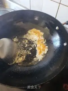 Make Egg tommy powder step 1