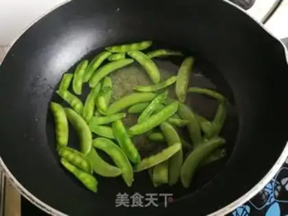 Make Stuffed Dutch beans step 2