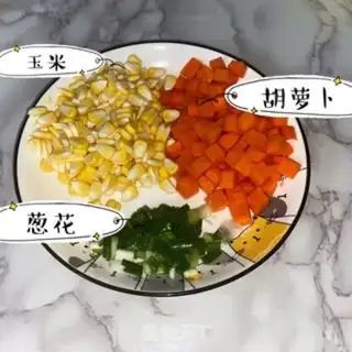 Make Pineapple rice step 4