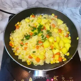 Make Pineapple rice step 8