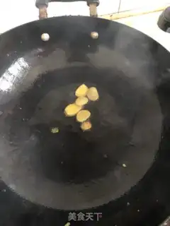 Make Garlic cabbage step 1