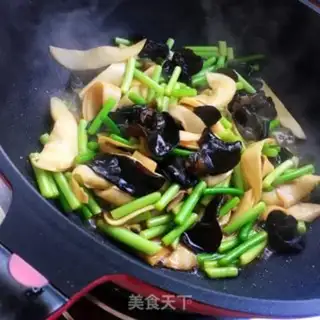 Make Garlic apricot mushrooms step 8