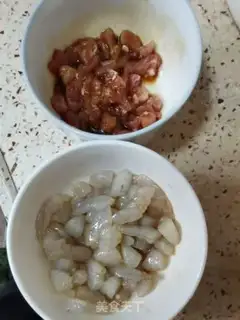 Make Shrimp pineapple rice step 4