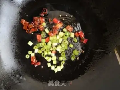 Make Blackwood, green bean sprouts step 5