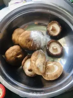 Make Flaming mushrooms step 1