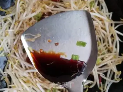 Make Blackwood, green bean sprouts step 8