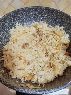 Make Shrimp pineapple rice step 10