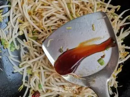 Make Blackwood, green bean sprouts step 9