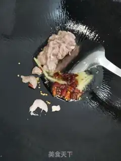 Make Soybeans with fried meat step 1