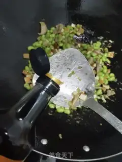 Make Soybeans with fried meat step 5