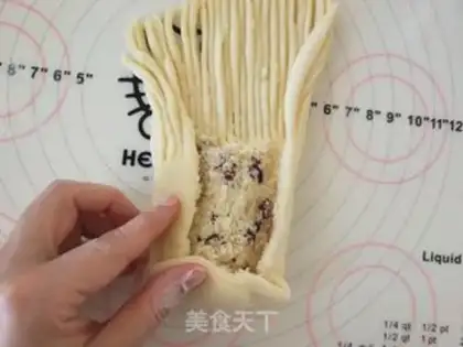 Make Flutterball bread step 8