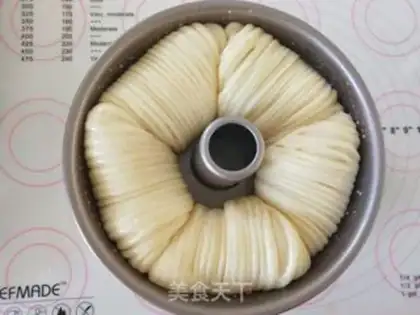 Make Flutterball bread step 11