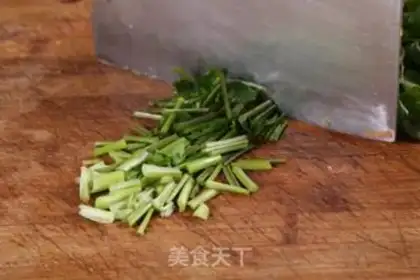 Make Hands on rice step 1