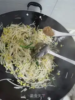 Make Onion sprouts step 3