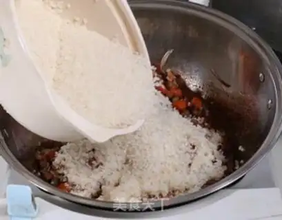 Make Hands on rice step 2