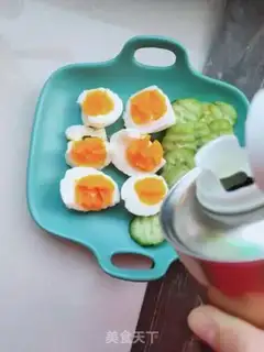 Make Jell-O cucumber step 5