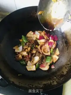 Make Pepper onion fried lamb step 8