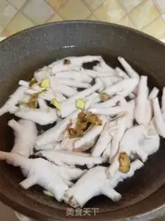 Make Hot chicken claws step 0