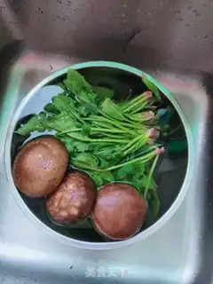 Make Fries and spinach step 0