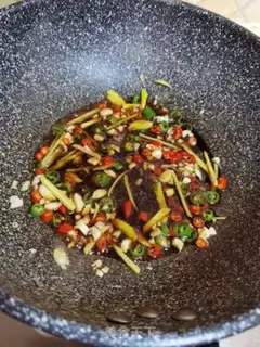 Make Hot chicken claws step 8