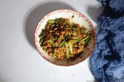 Make Soybeans, celery, chicken, fried rice step 5