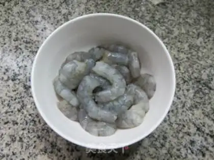 Make Shrimp fried cucumber step 2
