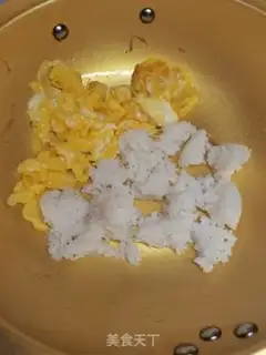 Make Egg fried rice step 2