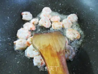 Make Shrimp fried cucumber step 5