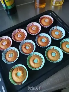 Make A powdered donut step 11