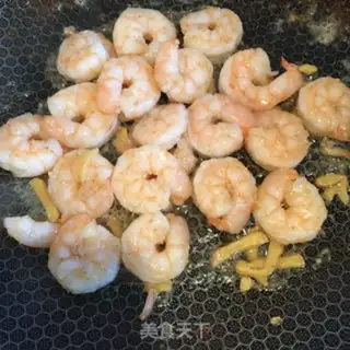 Make Eggs, shrimp, storks step 8