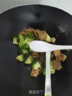 Make Fried fried broccoli step 4