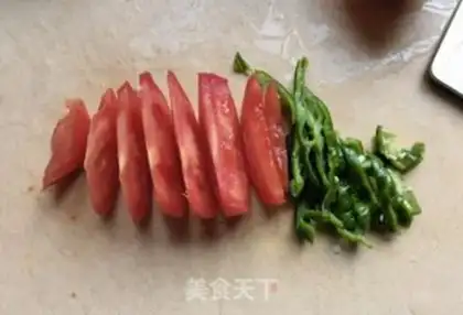 Make Tomato fried potatoes step 3