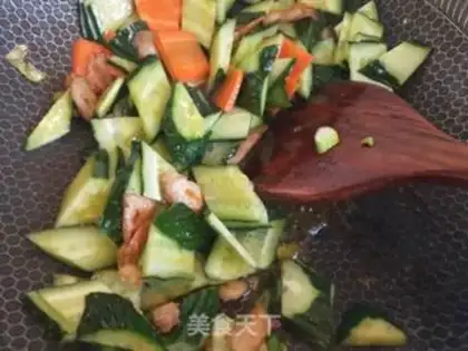 Make cucumber carrots step 3