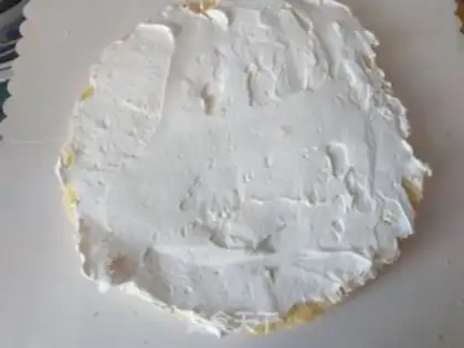 Make Strawberry naked cake step 7