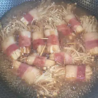 Make Bacon pins and mushrooms step 5