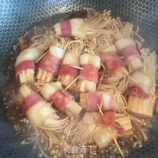 Make Bacon pins and mushrooms step 6