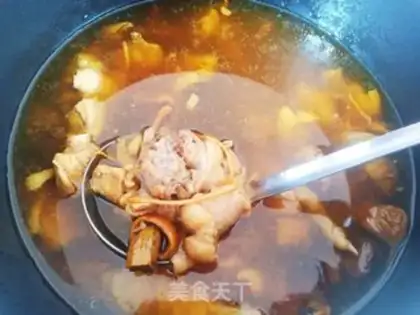 Make Mushroom chicken soup step 16
