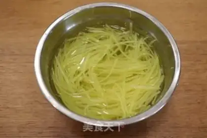 Make Spicy potatoes step 5