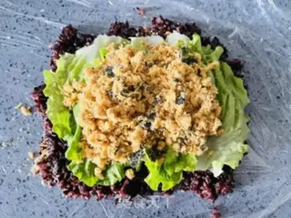 Make Pyramid pine rice step 4