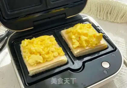 Make Slick cheese sandwich step 4