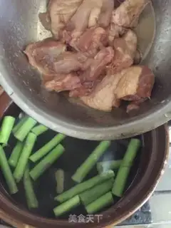 Make Chicken bone soup step 5