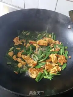 Make Scrambled eggs step 8