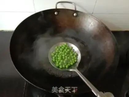 Make Shrimp green soybeans step 1